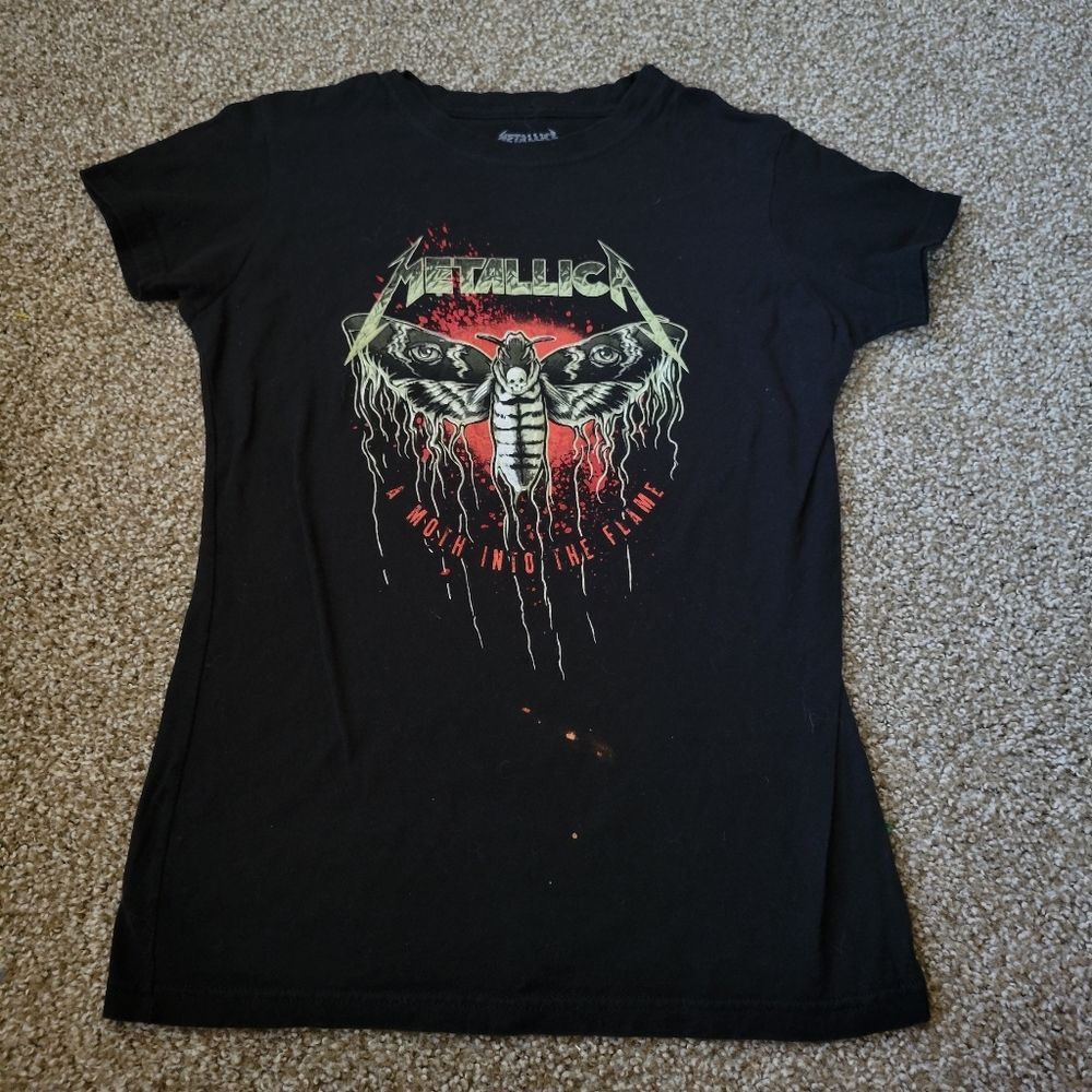 Metallica Women A moth into flame Black T-shirt Size medium